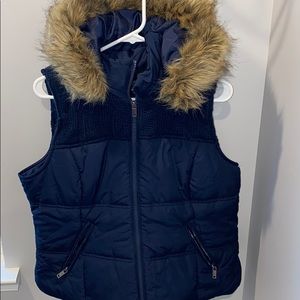 Hooded vest 💙(NWOT)
